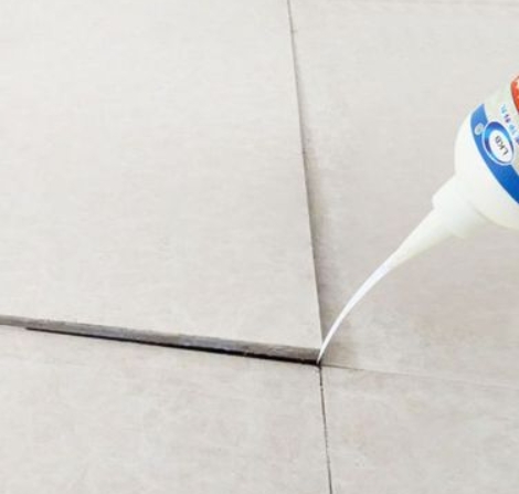 长春瓷砖空鼓维修公司分享卫生间瓷砖脱落的原因可能有以下几点